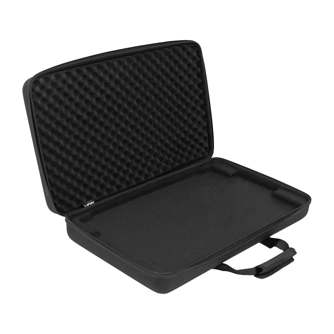 UDG Creator NI Traktor MX2 hardcase negro