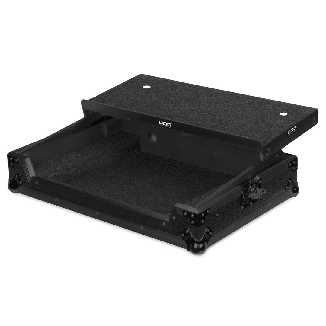UDG Ultimate Flight Case NI Kontrol S4 MK3 Negro Plus (L)