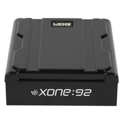 UDG Ultimate 12" cubierta de equipo para mezclador negra
