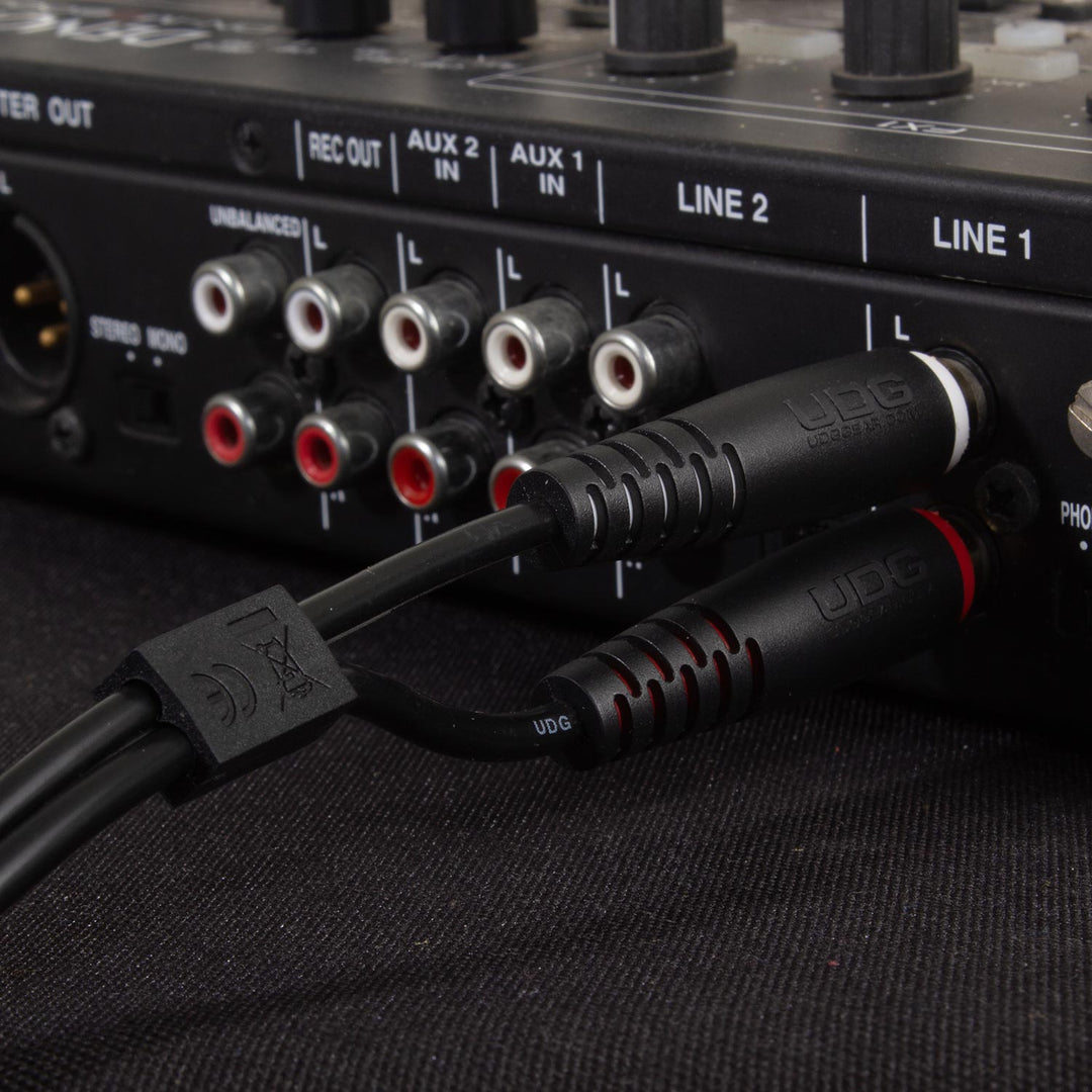 UDG Ultimate Audio Cable Set RCA - RCA Negro Recto 3m