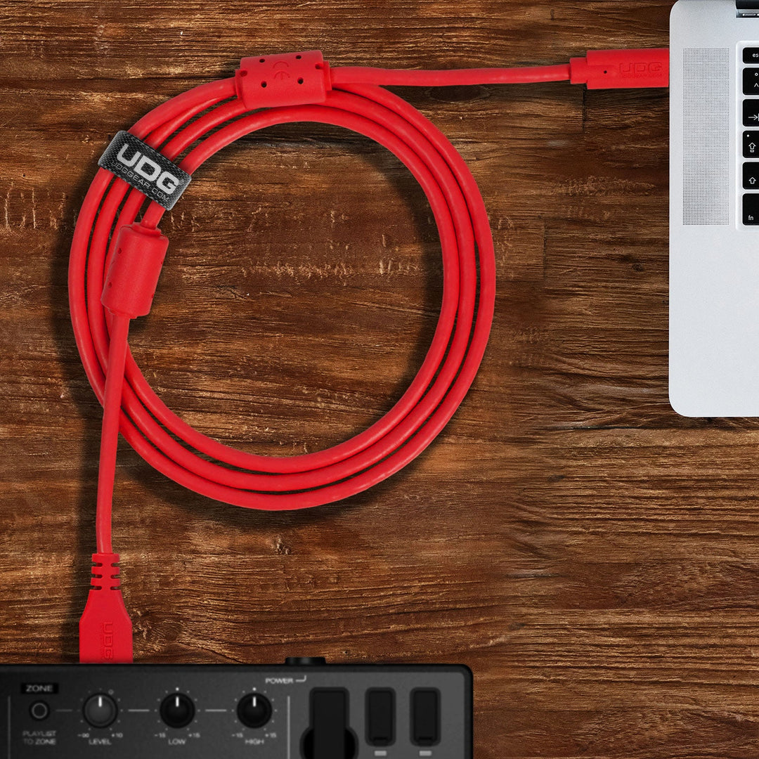 UDG Ultimate Cable USB 3.2 C-A roja recta 1,5m