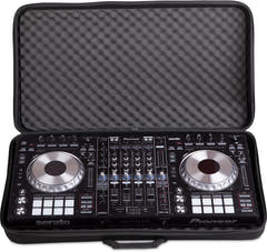 UDG Creator estuche rígido 2XL de Control Black MK2