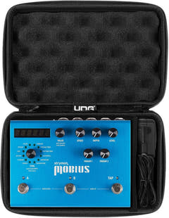 Estuche rígido UDG Creator para pedales Strymon Black
