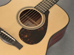 Yamaha FG 9M Guitarra Western (Natural)