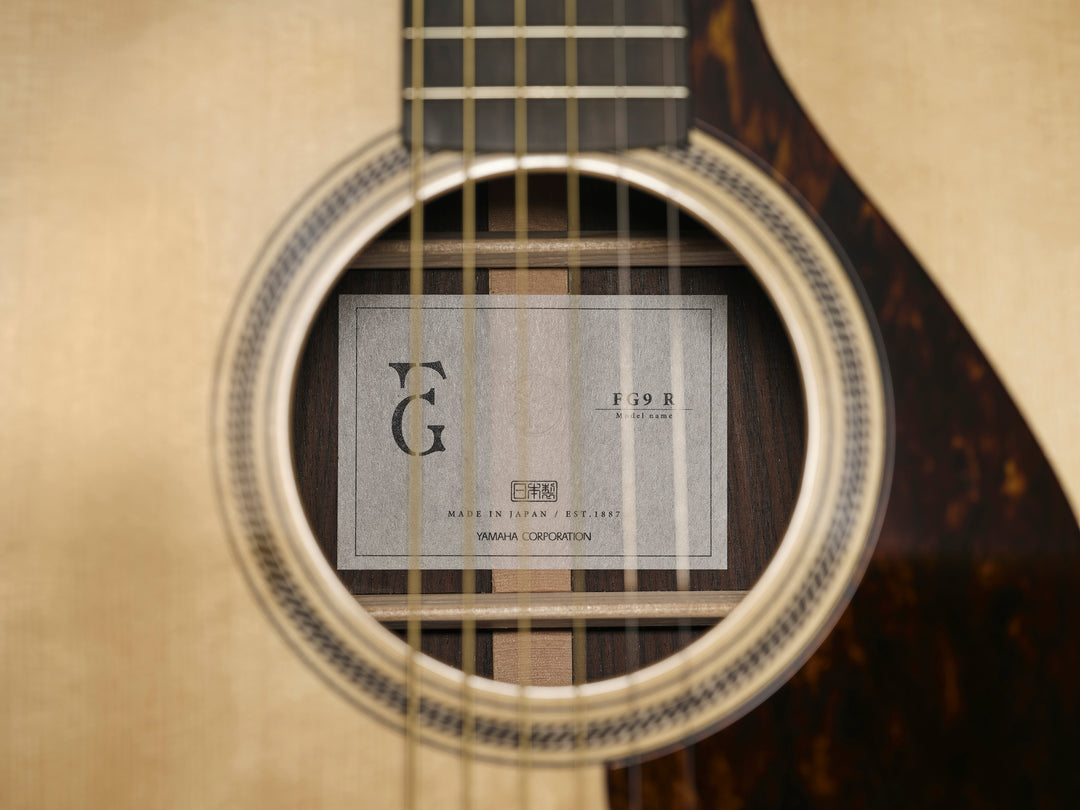 Yamaha FG 9M Guitarra Western (Natural)