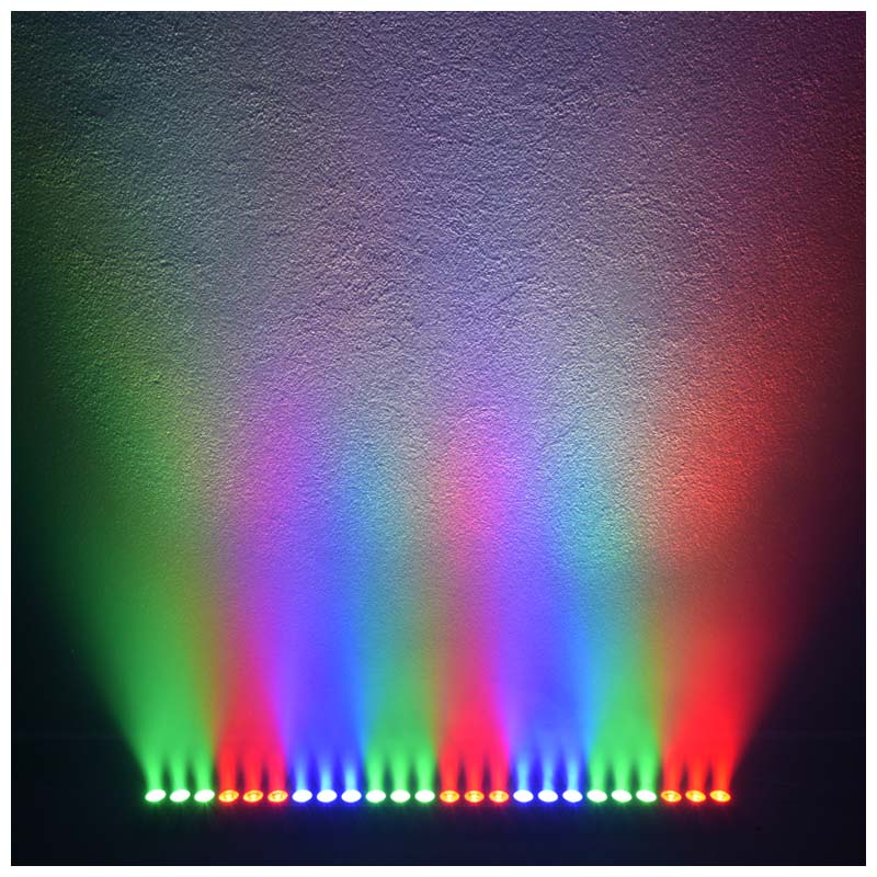 LIGHT4ME DECO BAR 24 RGB IR LED-bar + mando a distancia