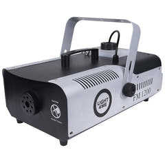 LIGHT4ME FM 1200 máquina de niebla con mando a distancia