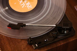 Crosley Miles Tocadiscos, Nogal